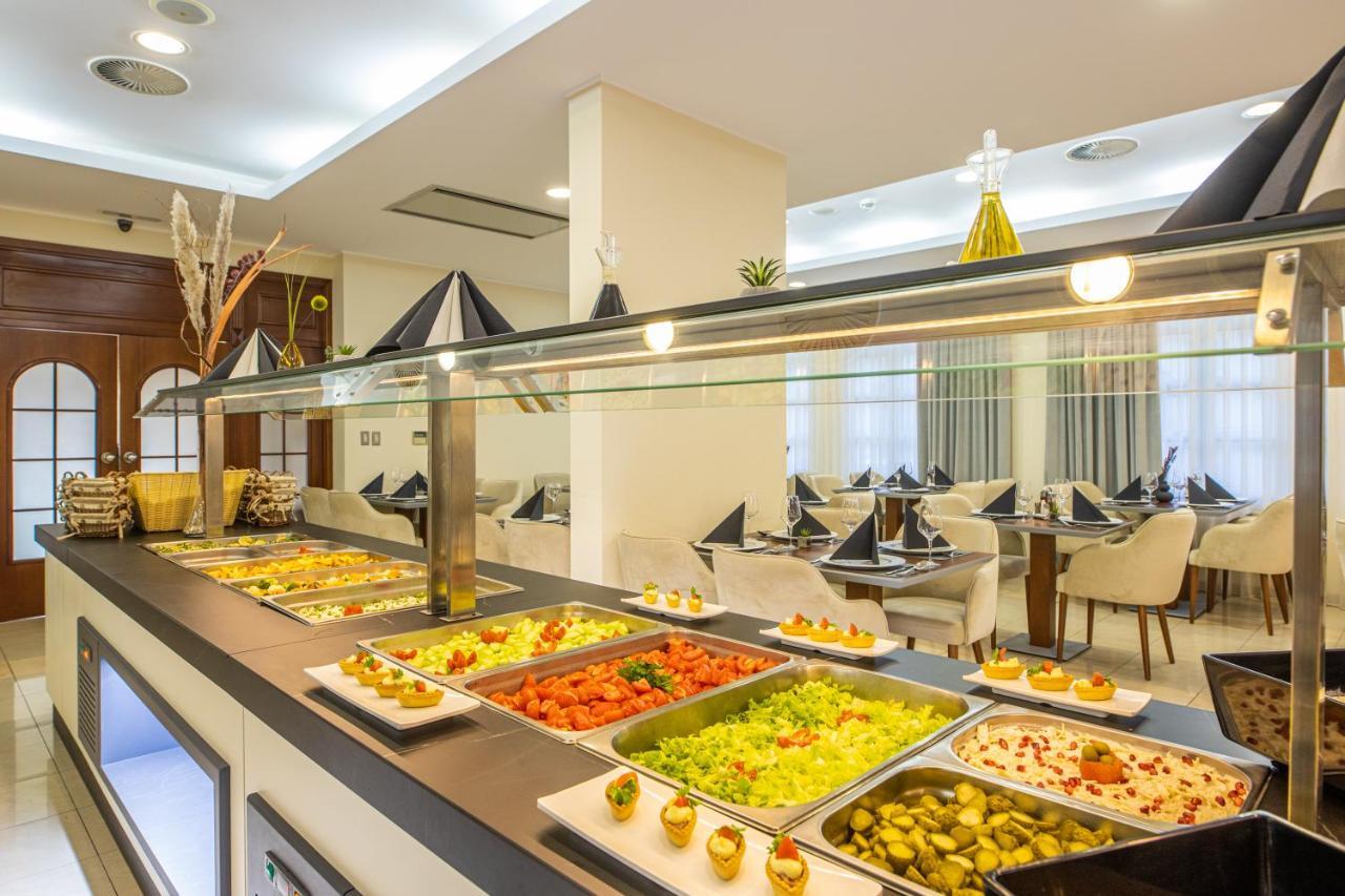 Hotel Bella Vista ดริเวนิก ภายนอก รูปภาพ